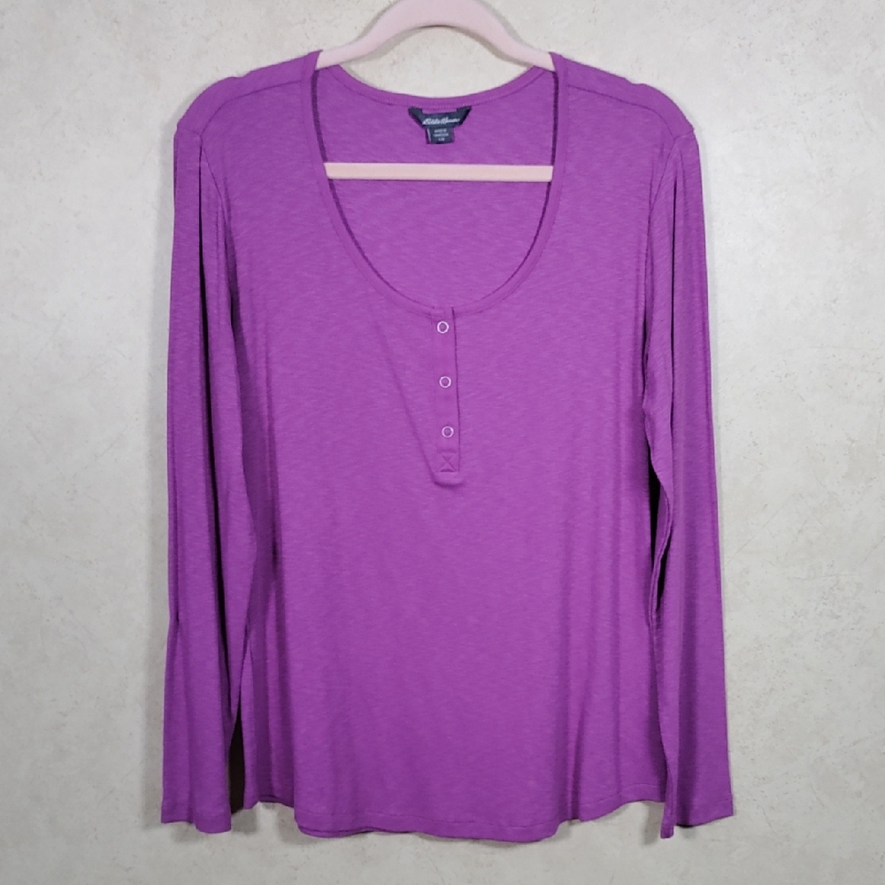 E163 Eddie Bauer purple ribbed L/S 1/2 snap knit top L